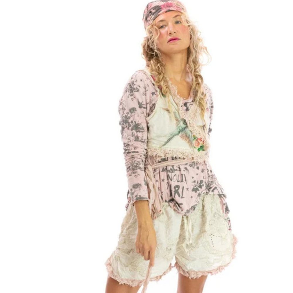 Magnolia Pearl Appliqué Faustine Wrap